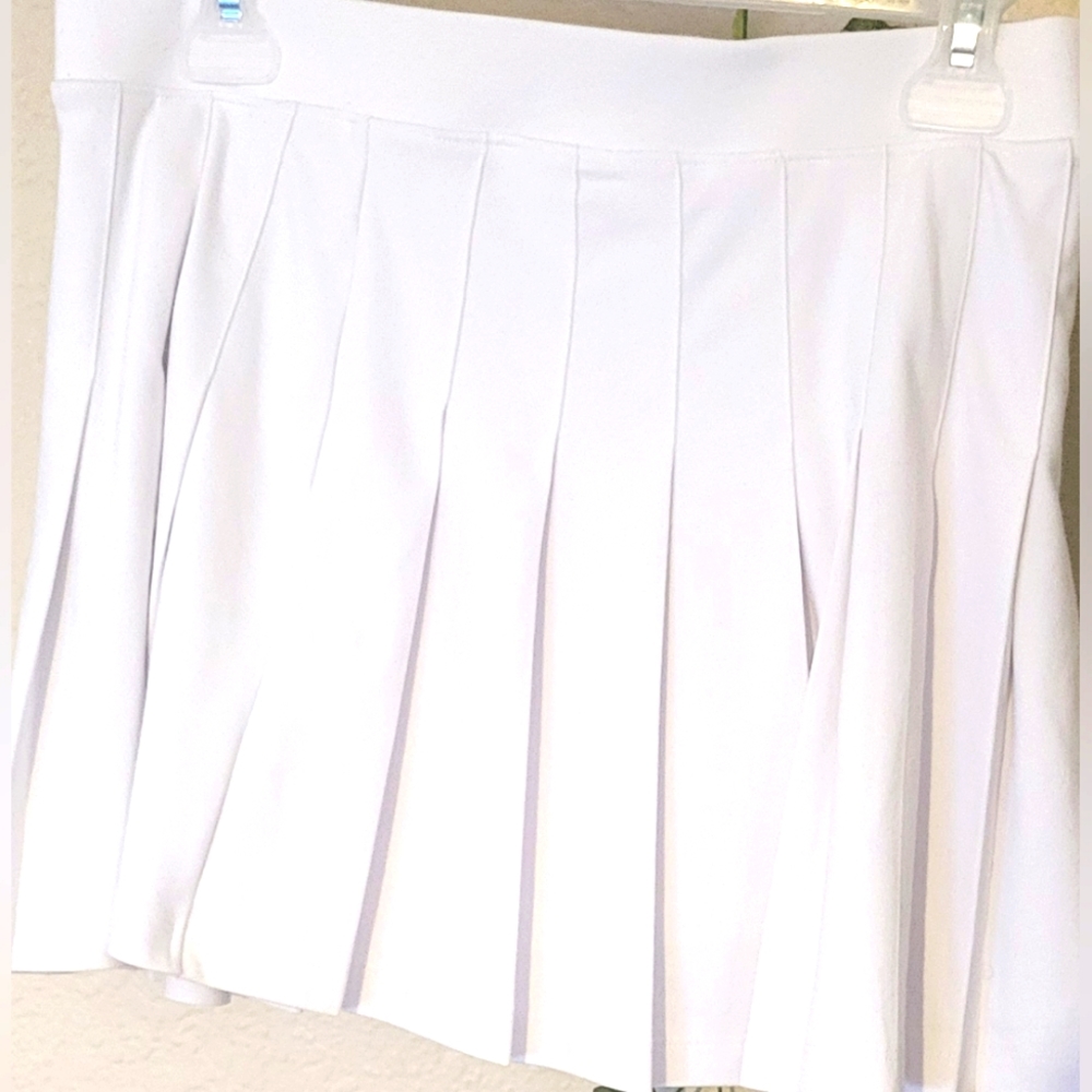 VS Pink Pleated Active skirt